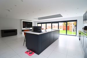 Photo 22- click for photo gallery